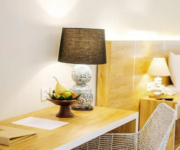 Tapa Tepi Kali Hotel