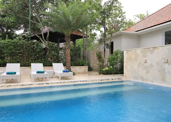 Hotel Tapa Tepi Kali