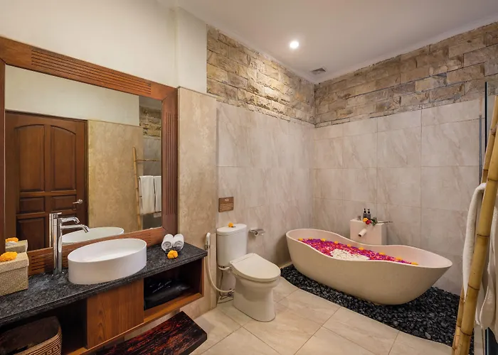 Hotel Tapa Tepi Kali