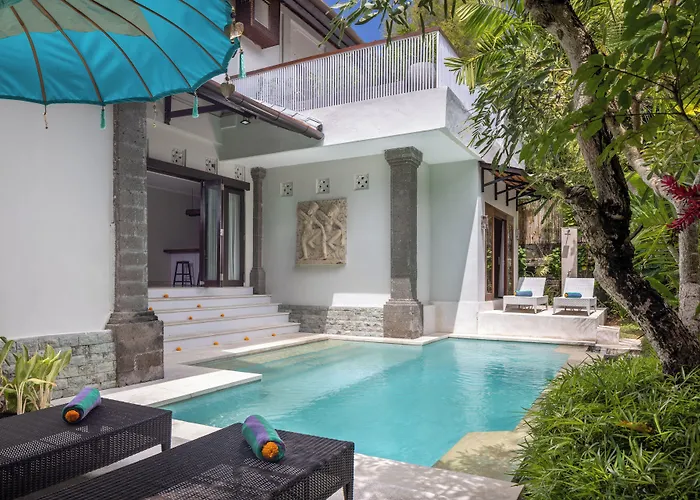 Tapa Tepi Kali Canggu